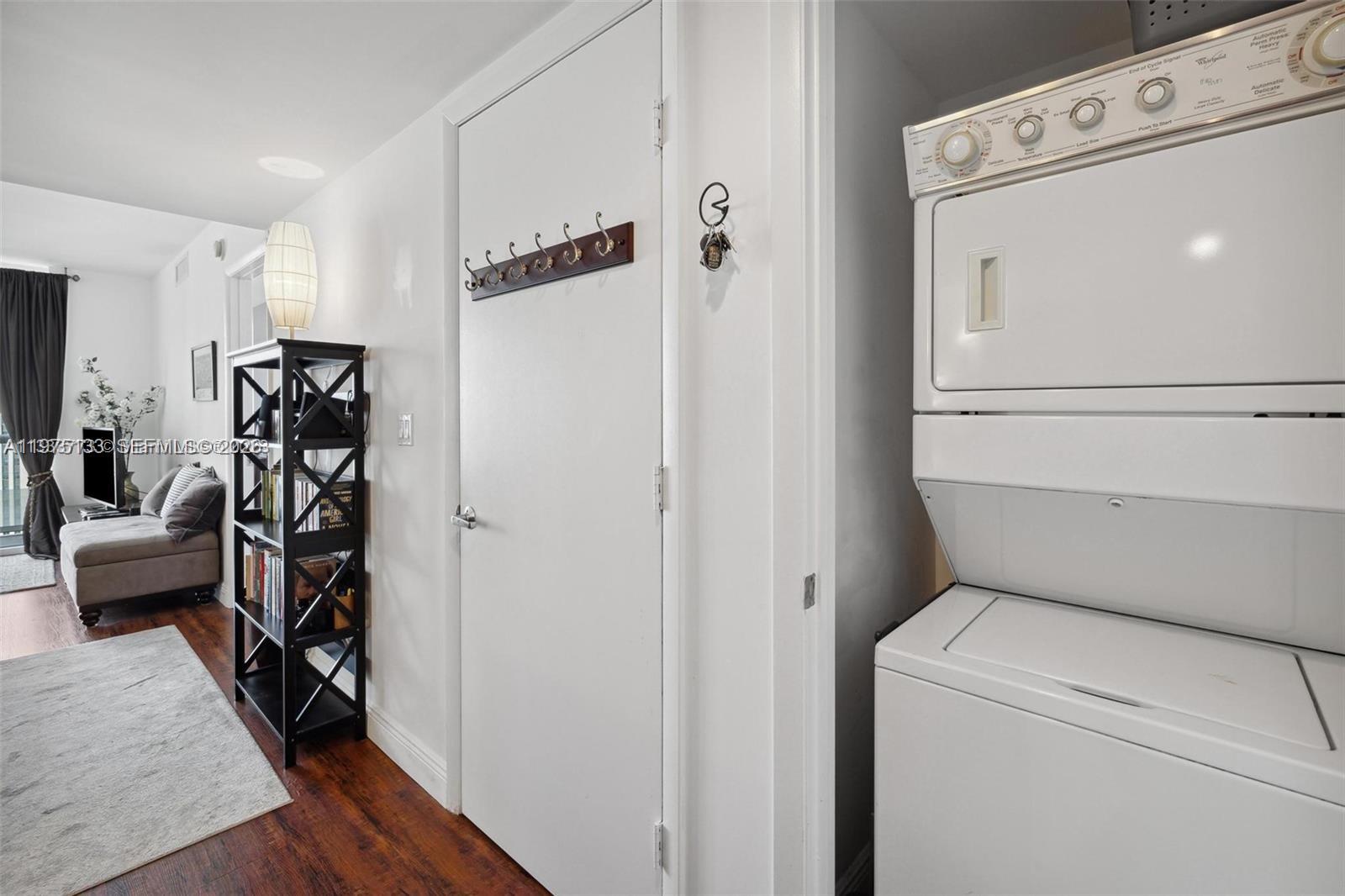 50 Biscayne Boulevard 2111 Property Photo 12