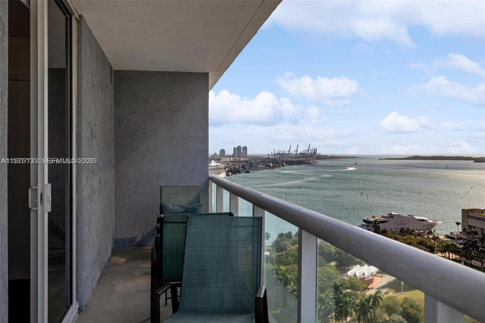 50 Biscayne Boulevard 2111 Property Photo 22