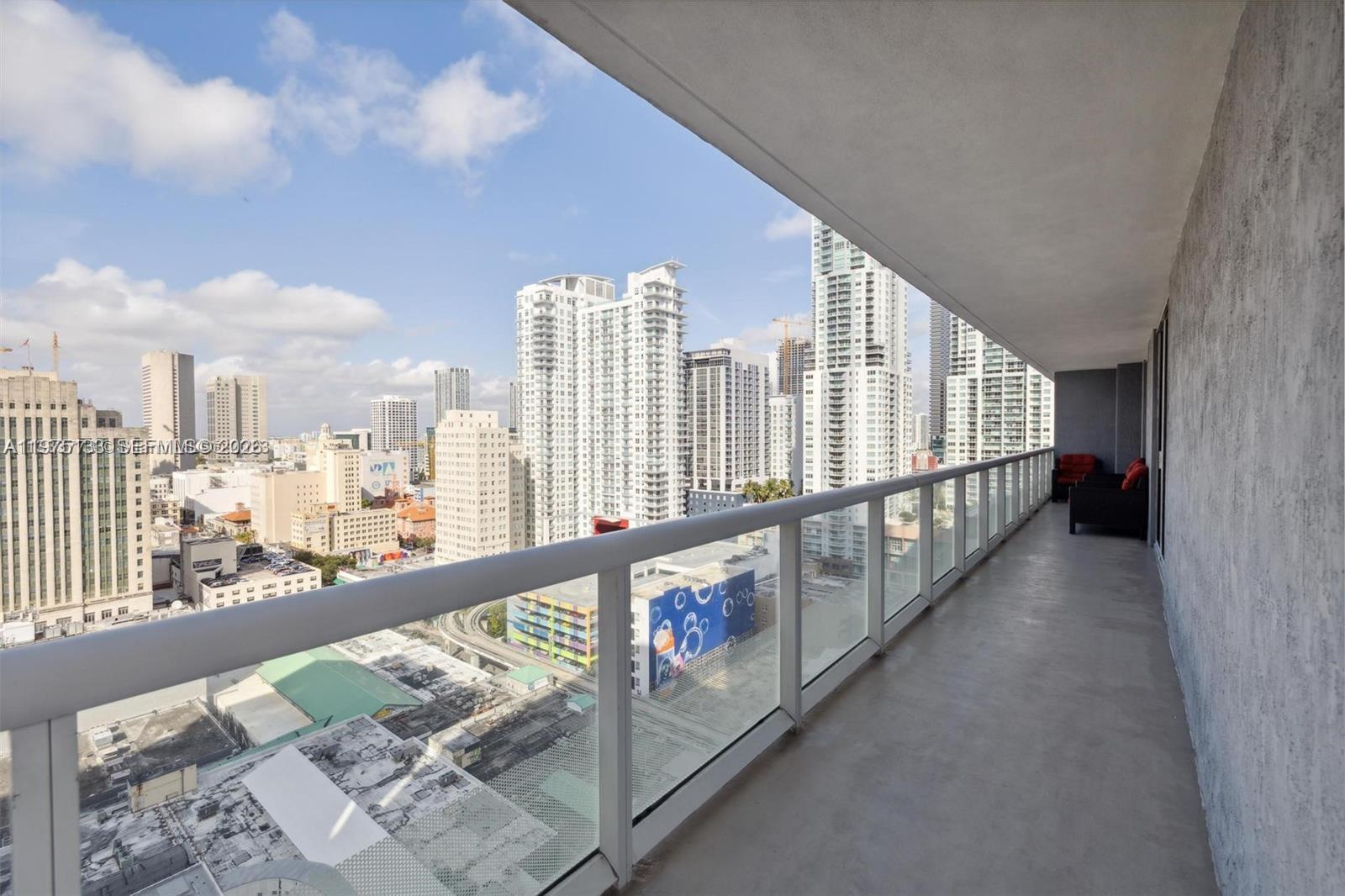 50 Biscayne Boulevard 2111 Property Photo 24