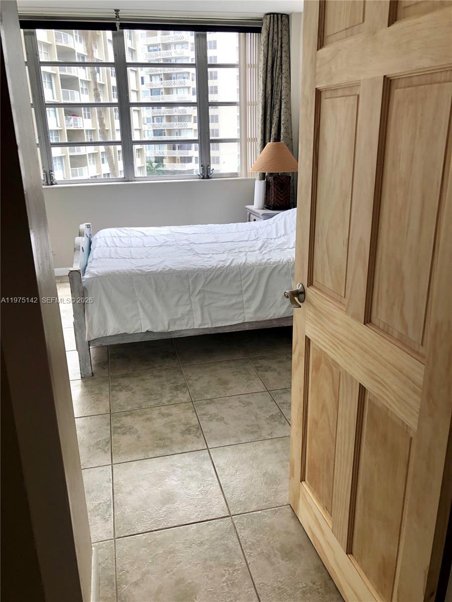 1408 Brickell Bay Drive 404 Property Photo 18
