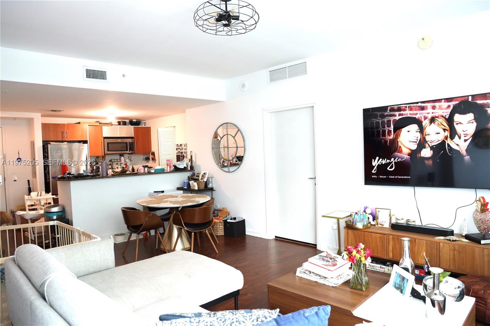 300 S Biscayne Boulevard 3504 Property Photo 1