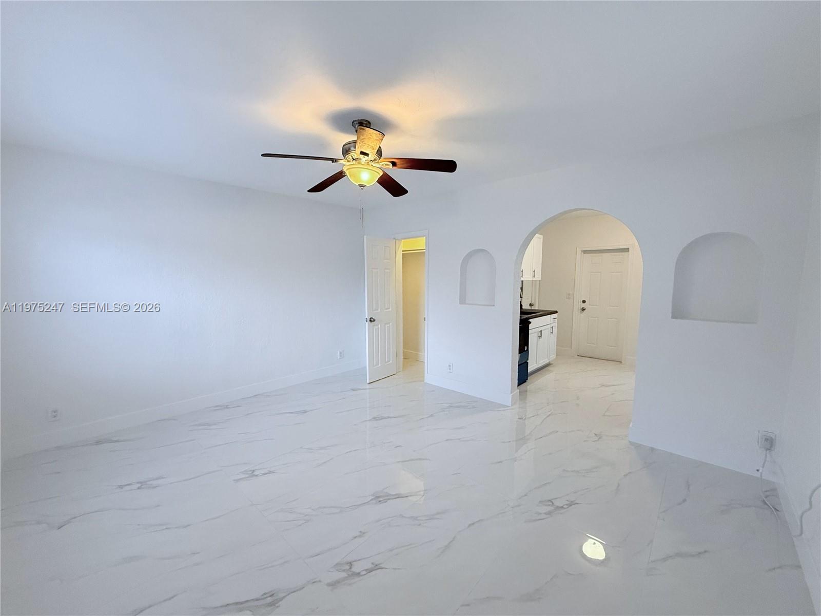 1625 S Federal Highway Property Photo 23