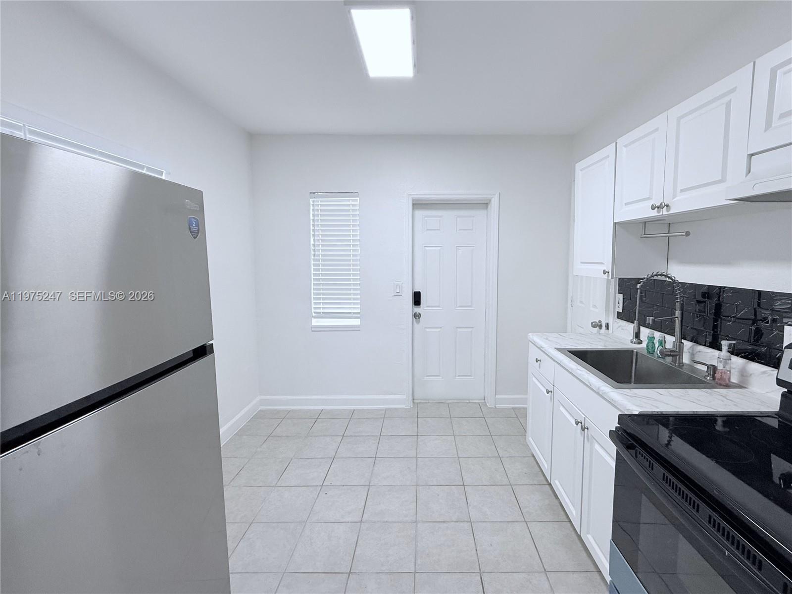 1625 S Federal Highway Property Photo 36