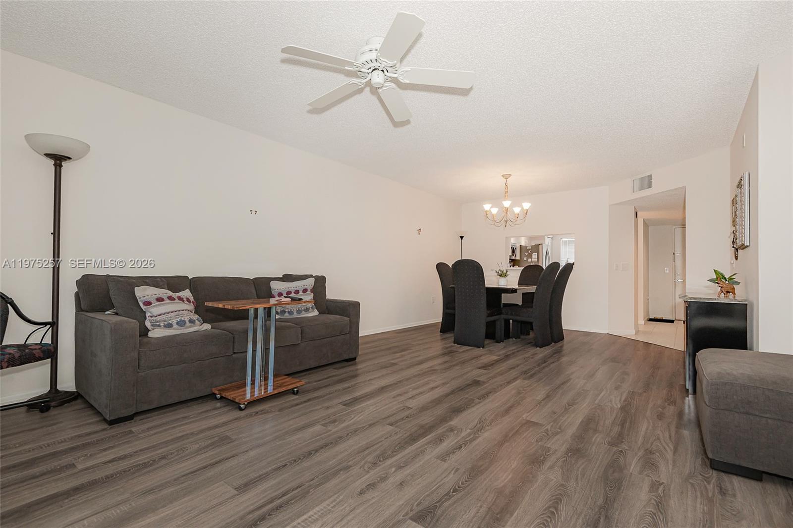 1200 Sw 137th Avenue 402e Property Photo 10
