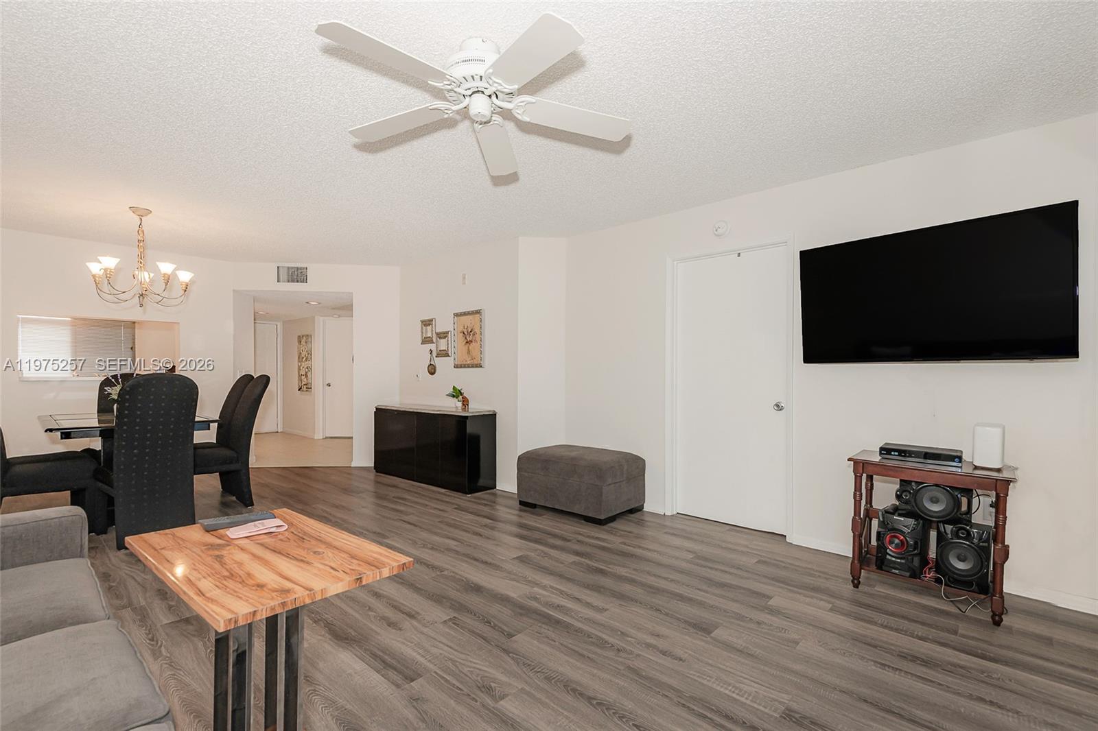 1200 Sw 137th Avenue 402e Property Photo 12