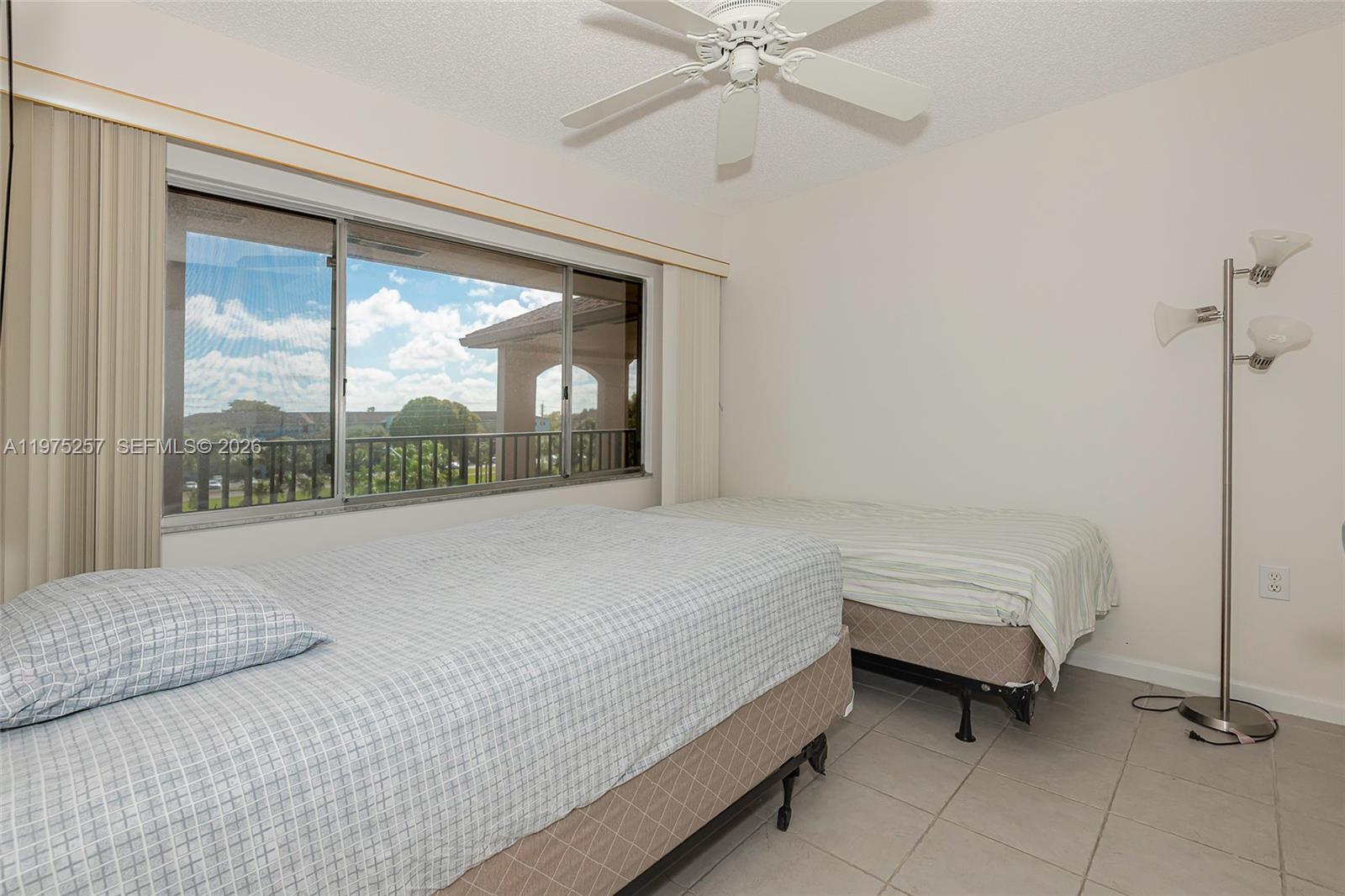 1200 Sw 137th Avenue 402e Property Photo 19