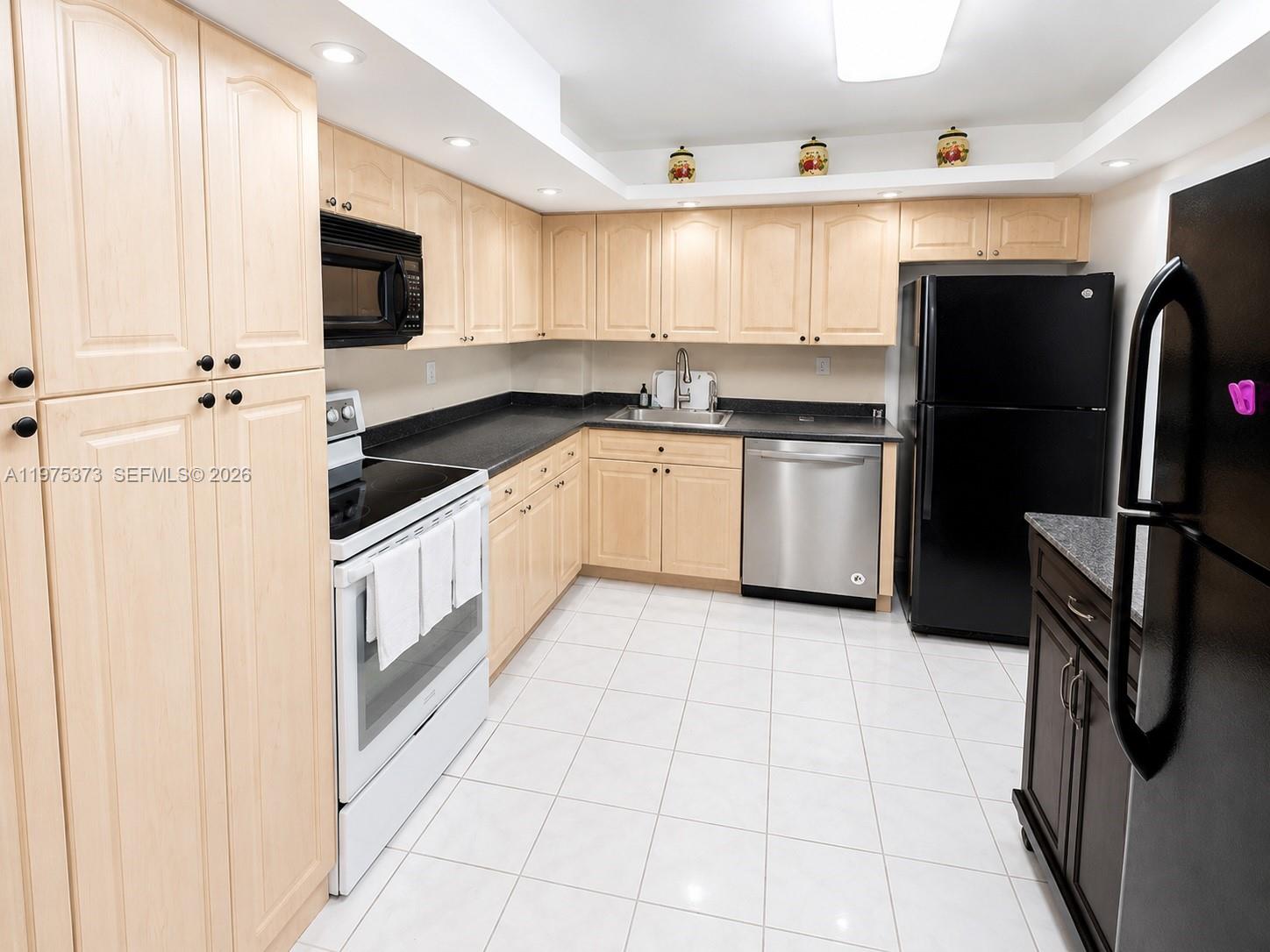 3180 S Ocean Drive 201 Property Photo 24