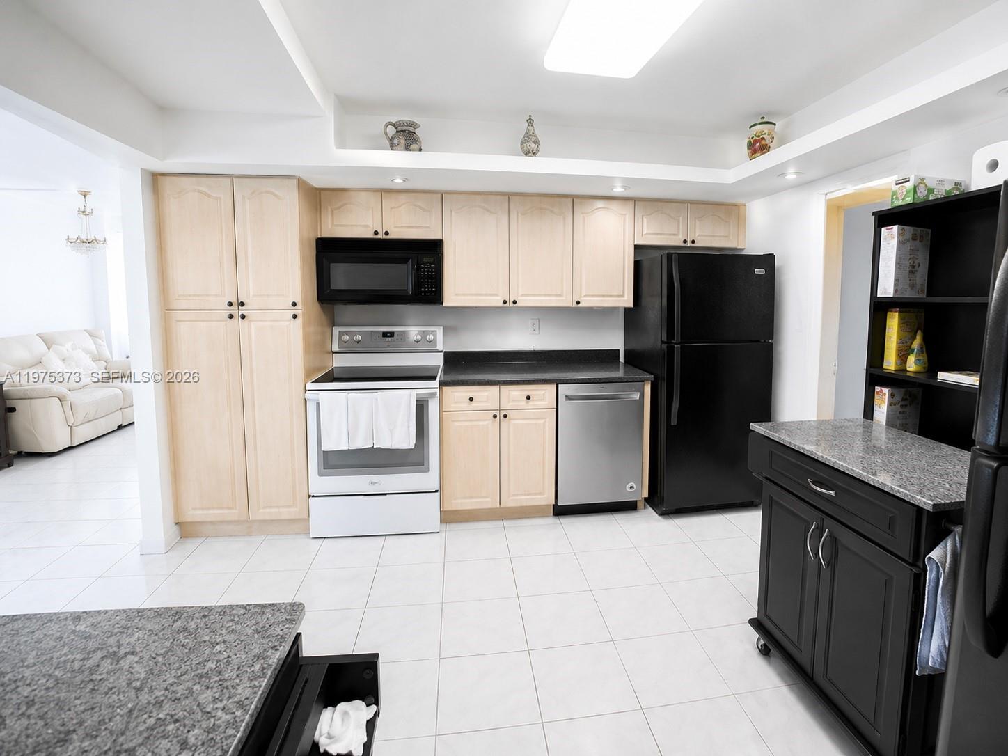3180 S Ocean Drive 201 Property Photo 25
