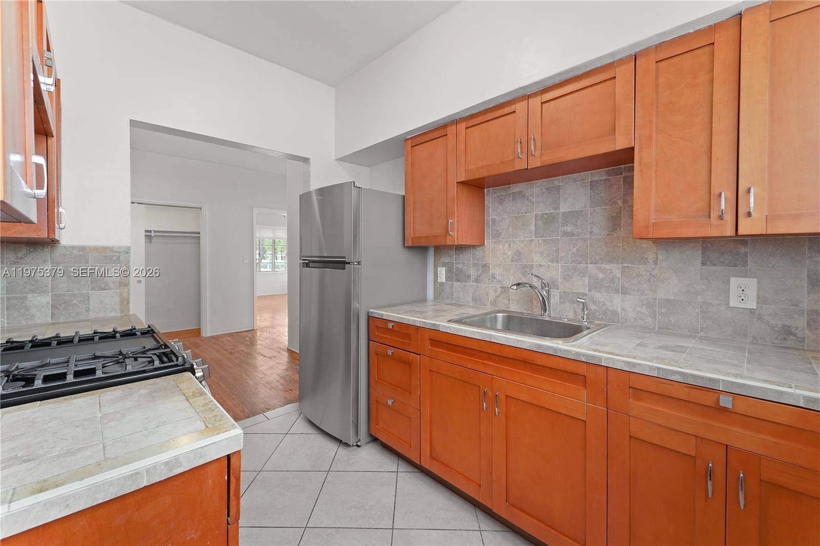 531 16th Street Property Photo 11