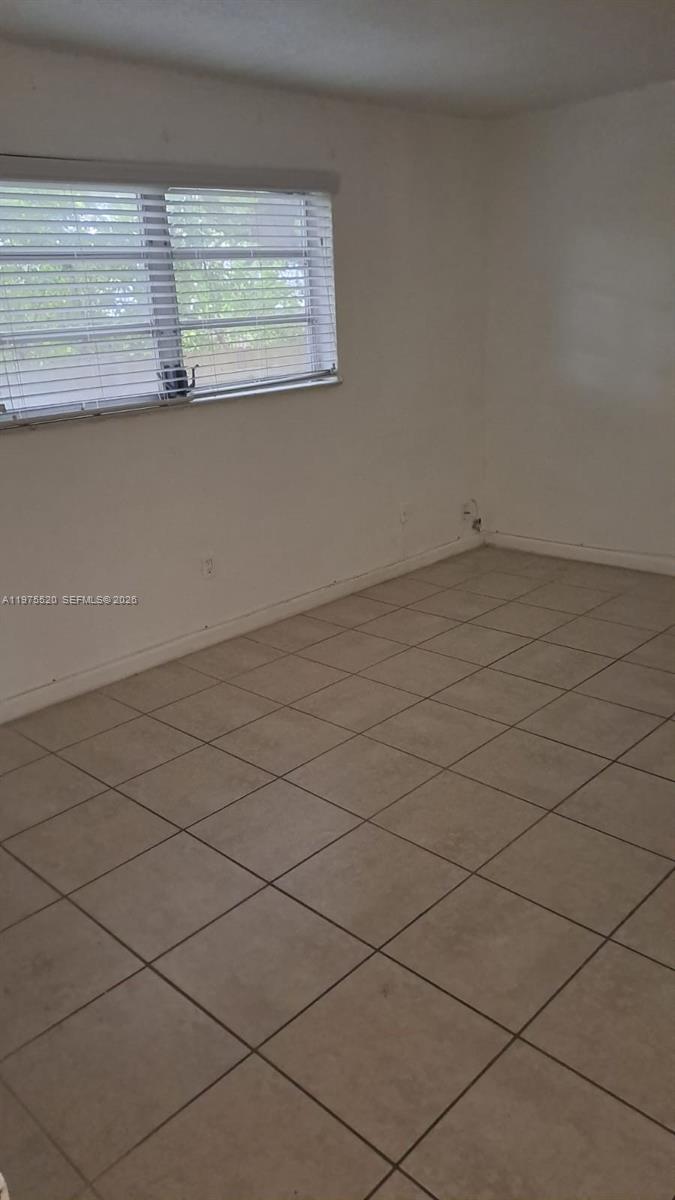 A11975520 Property Photo 2