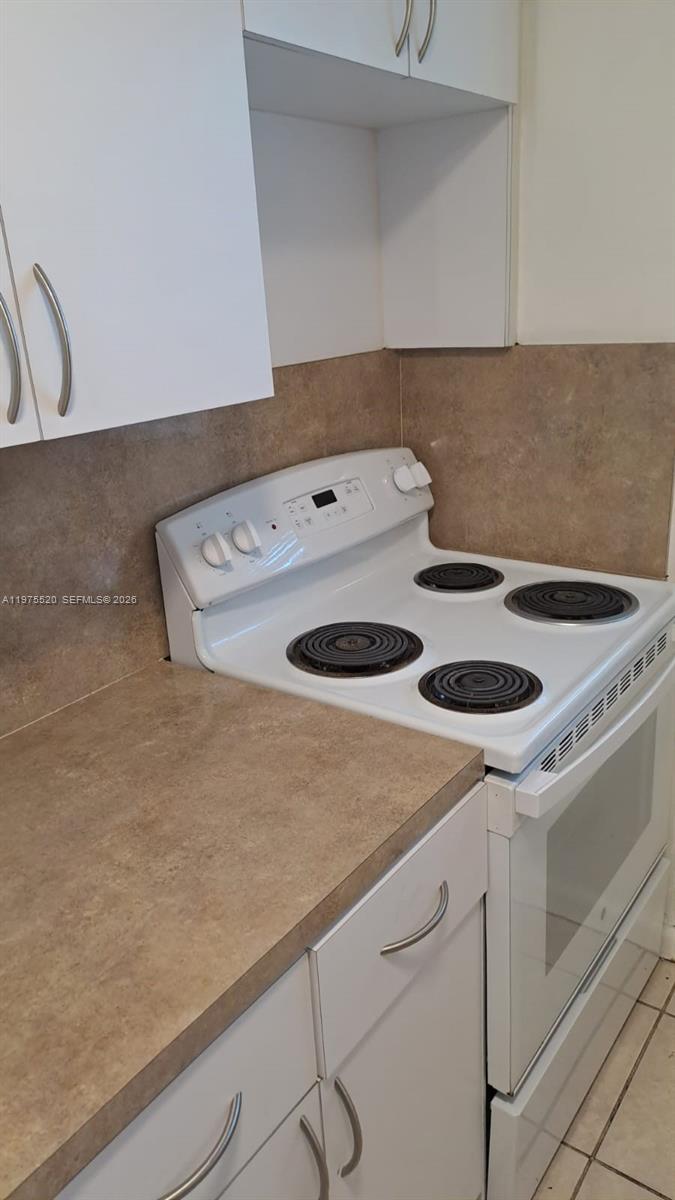 A11975520 Property Photo 19