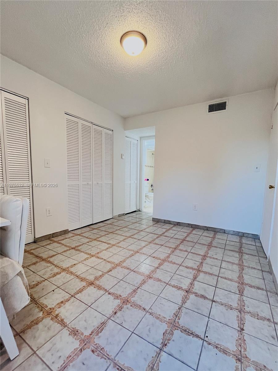 4721 Nw 7th Street 102-12 Property Photo 8