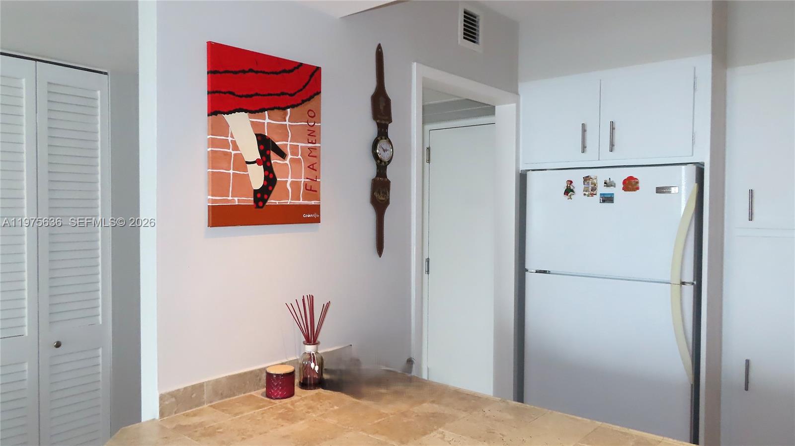 5701 Collins Avenue 803 Property Photo 10