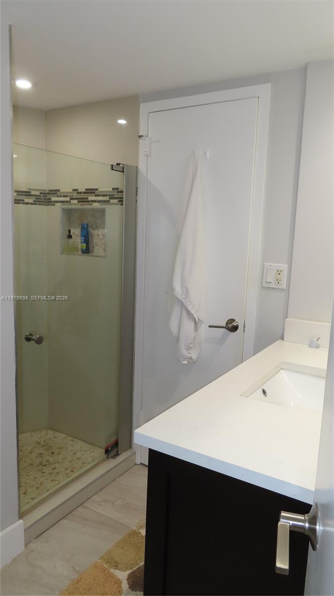 5701 Collins Avenue 803 Property Photo 19