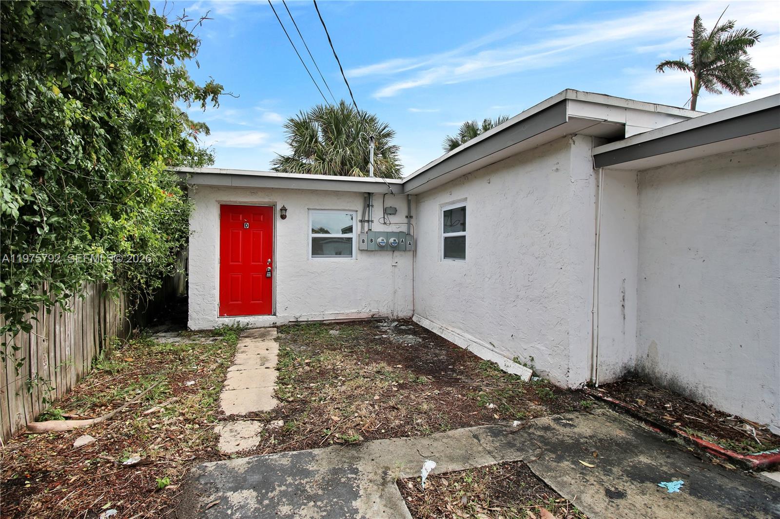 1160 W 26th Court B Property Photo 1