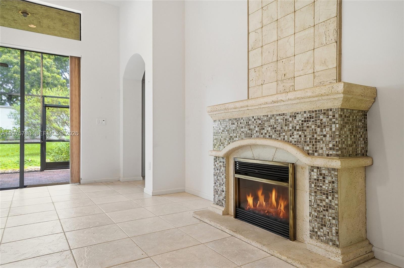 7771 Via Grande Property Photo 8
