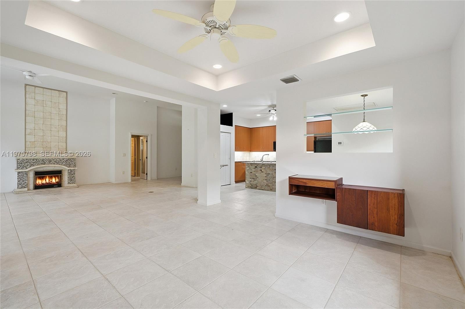 7771 Via Grande Property Photo 11