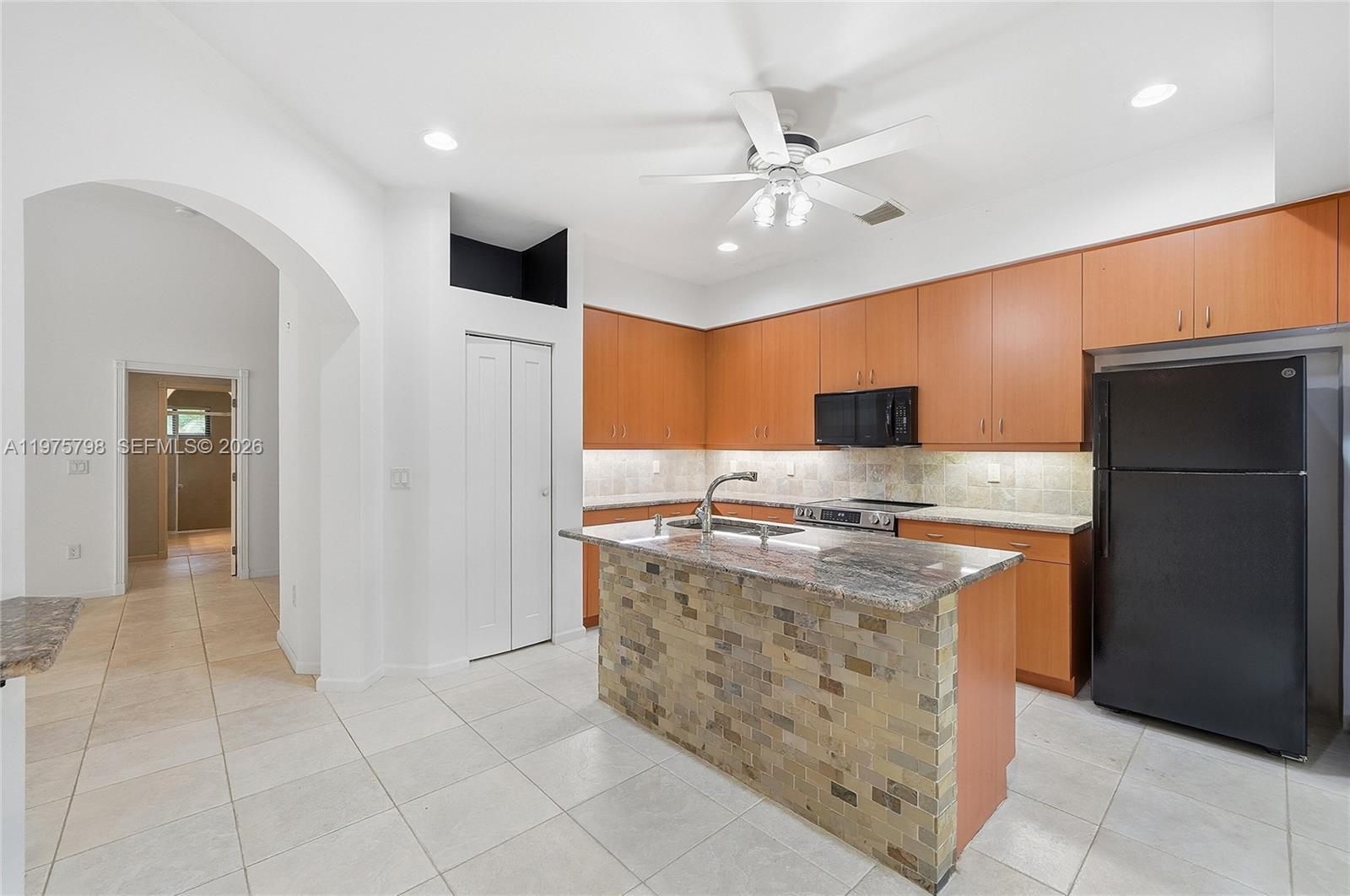 7771 Via Grande Property Photo 14