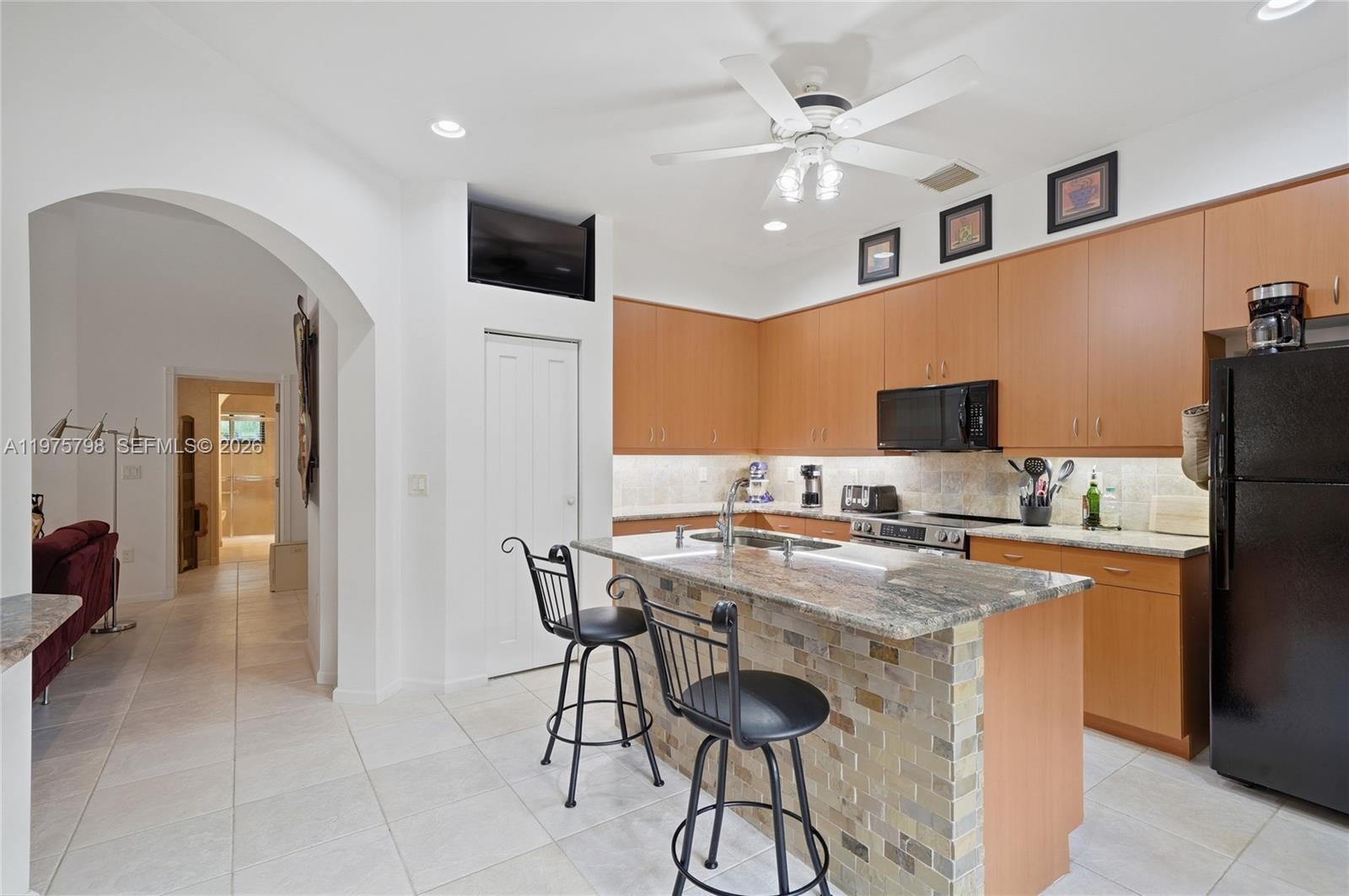 7771 Via Grande Property Photo 16