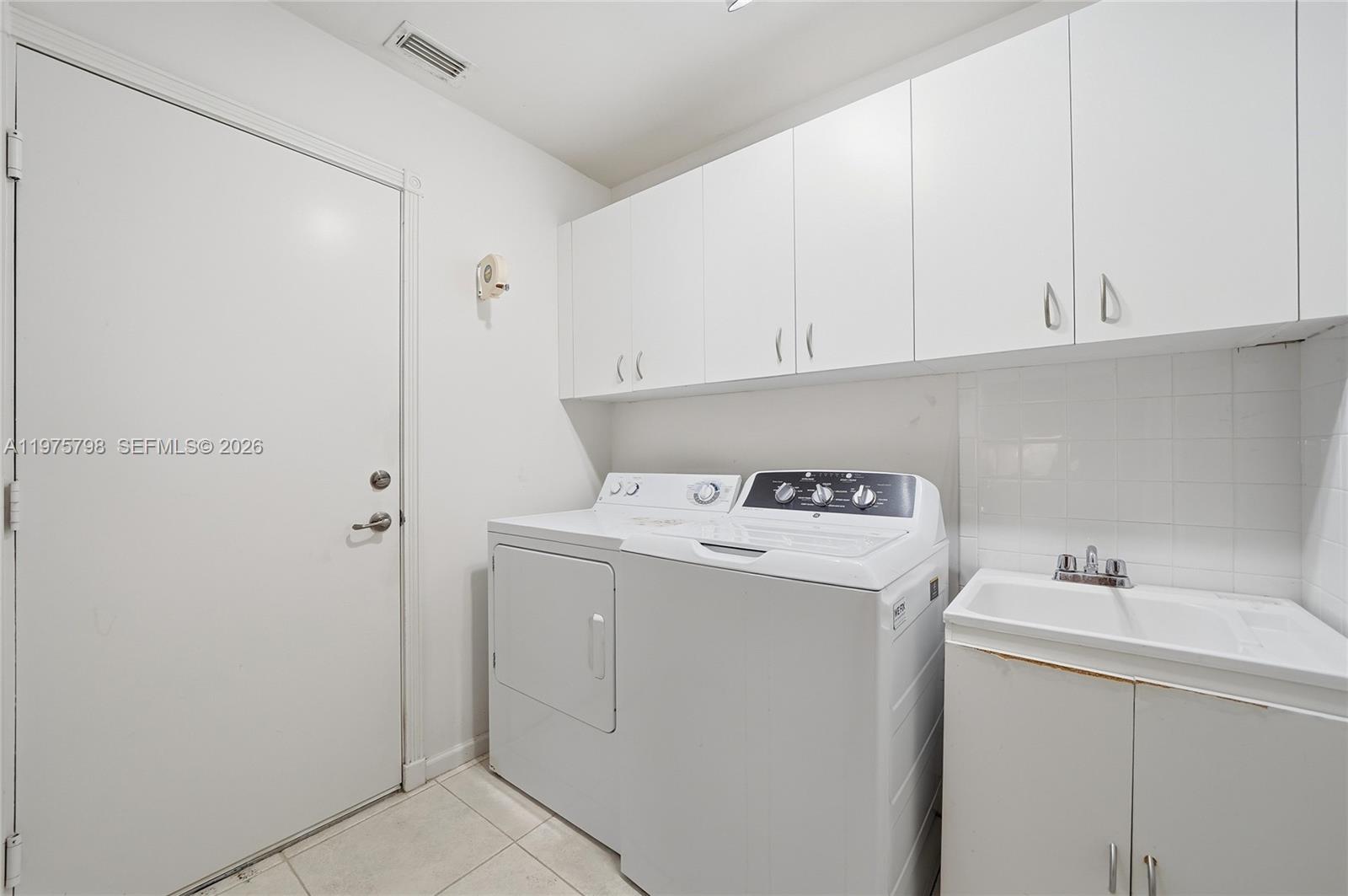7771 Via Grande Property Photo 32