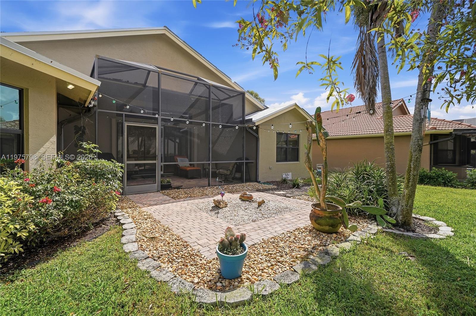 7771 Via Grande Property Photo 36
