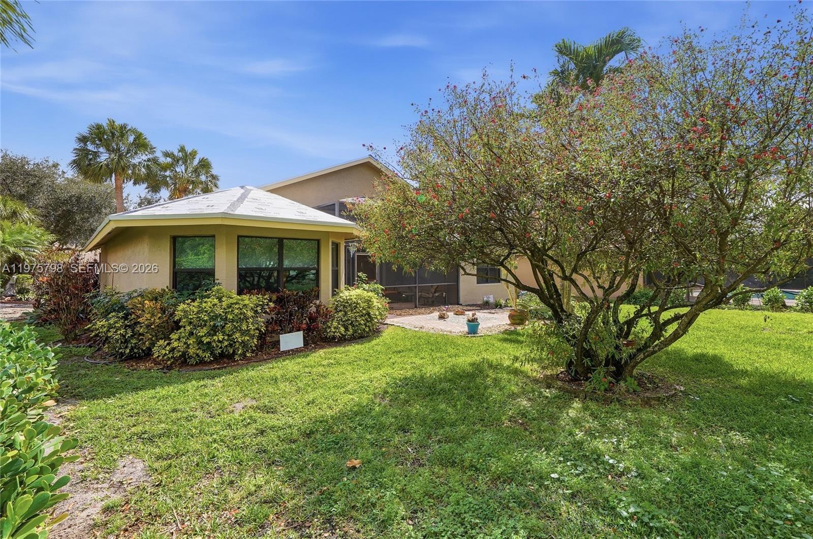 7771 Via Grande Property Photo 37