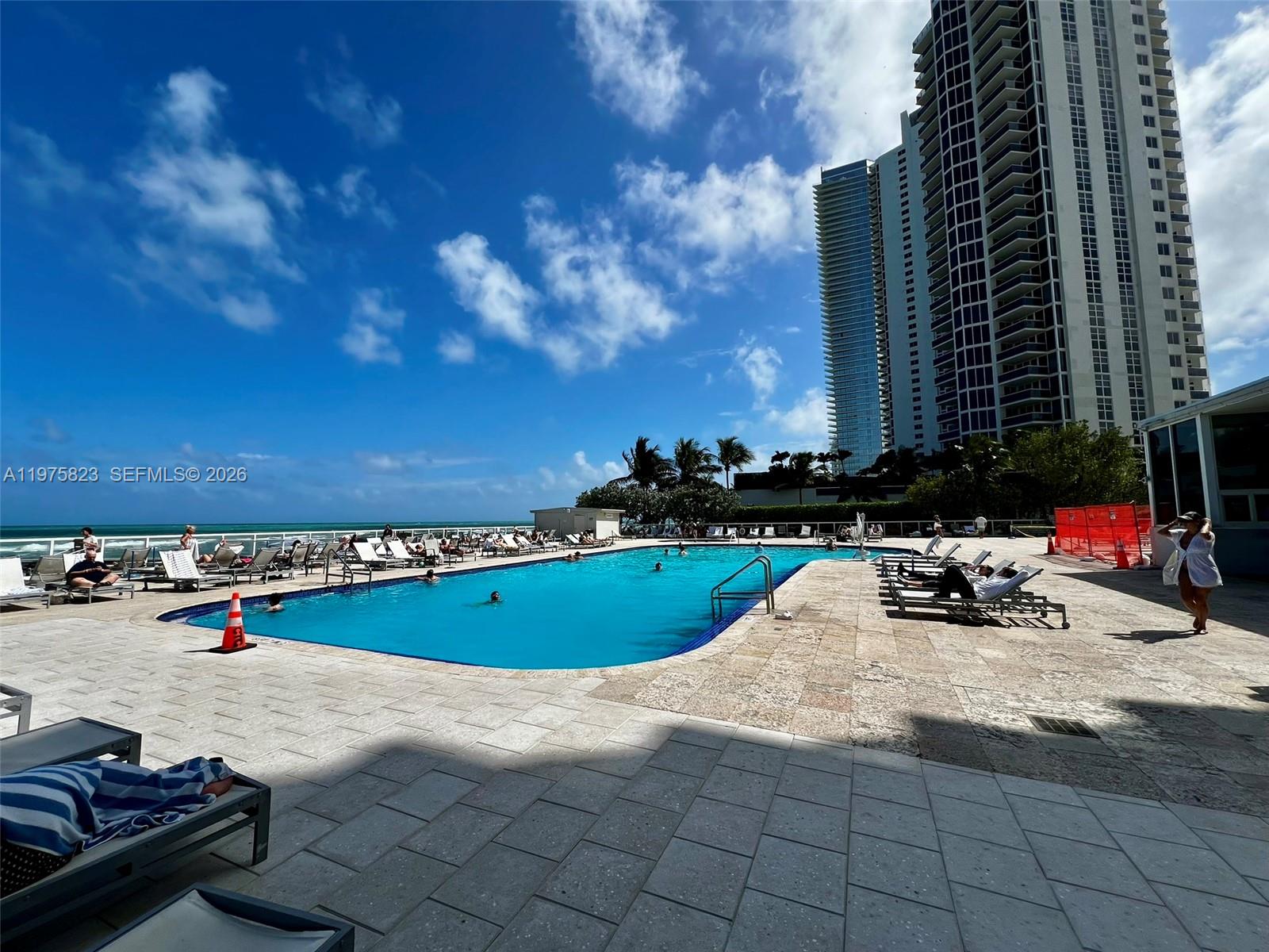 19201 Collins Avenue 432 Property Photo 48