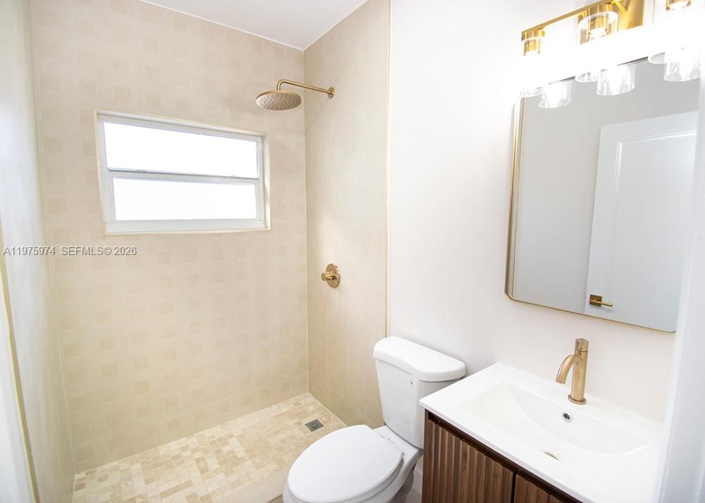 3200 Sw 2nd Street Property Photo 8