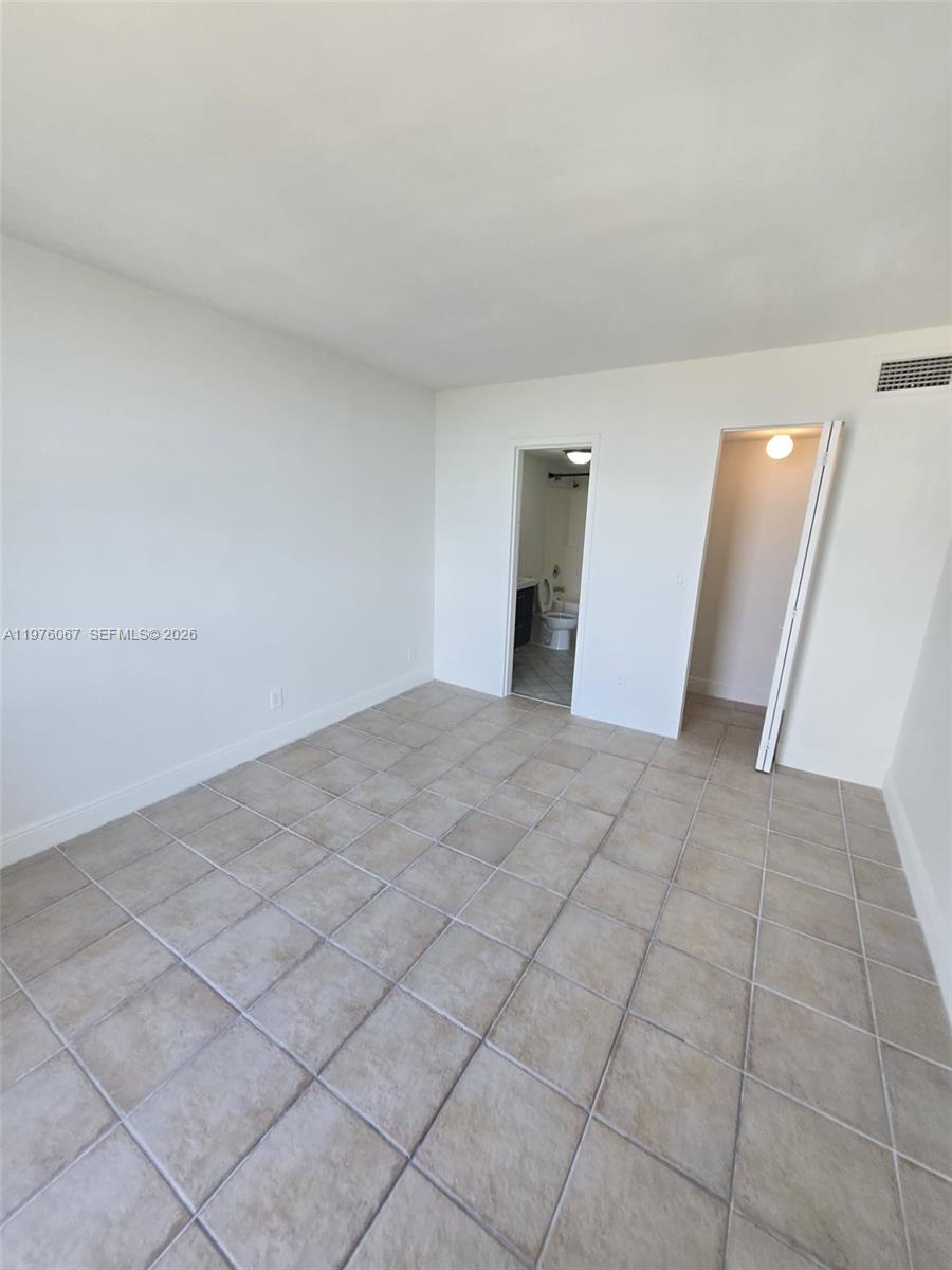 13499 Biscayne Boulevard 1505 Property Photo 6