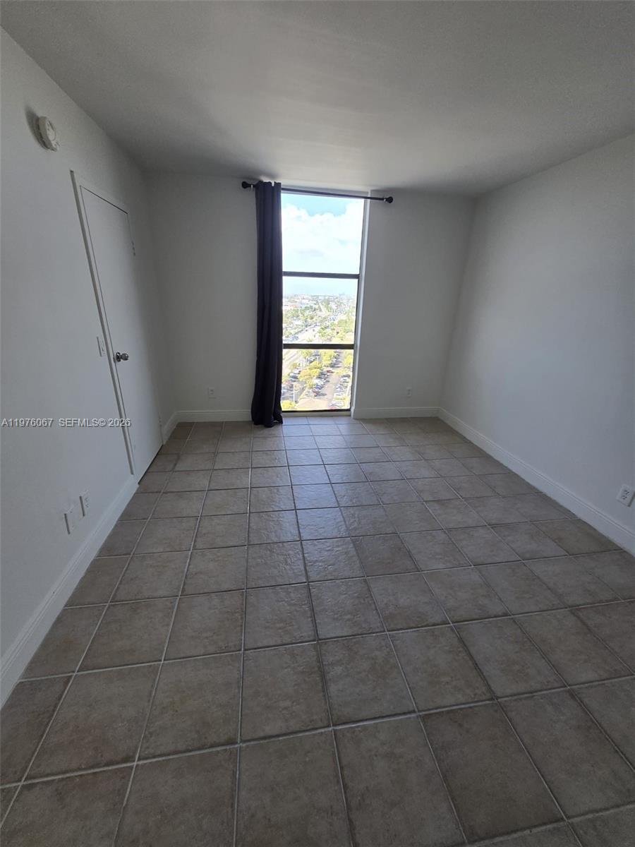 13499 Biscayne Boulevard 1505 Property Photo 8