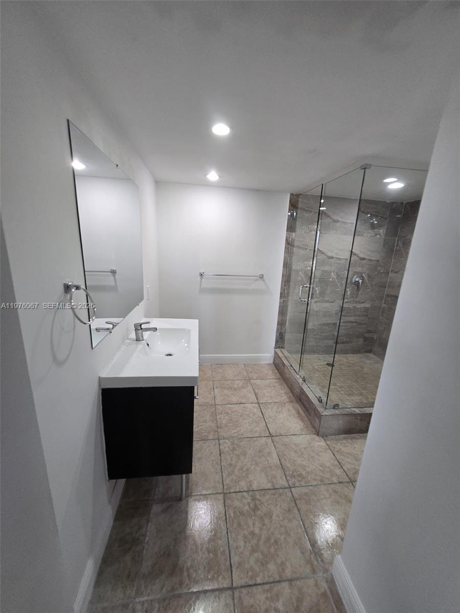 13499 Biscayne Boulevard 1505 Property Photo 15