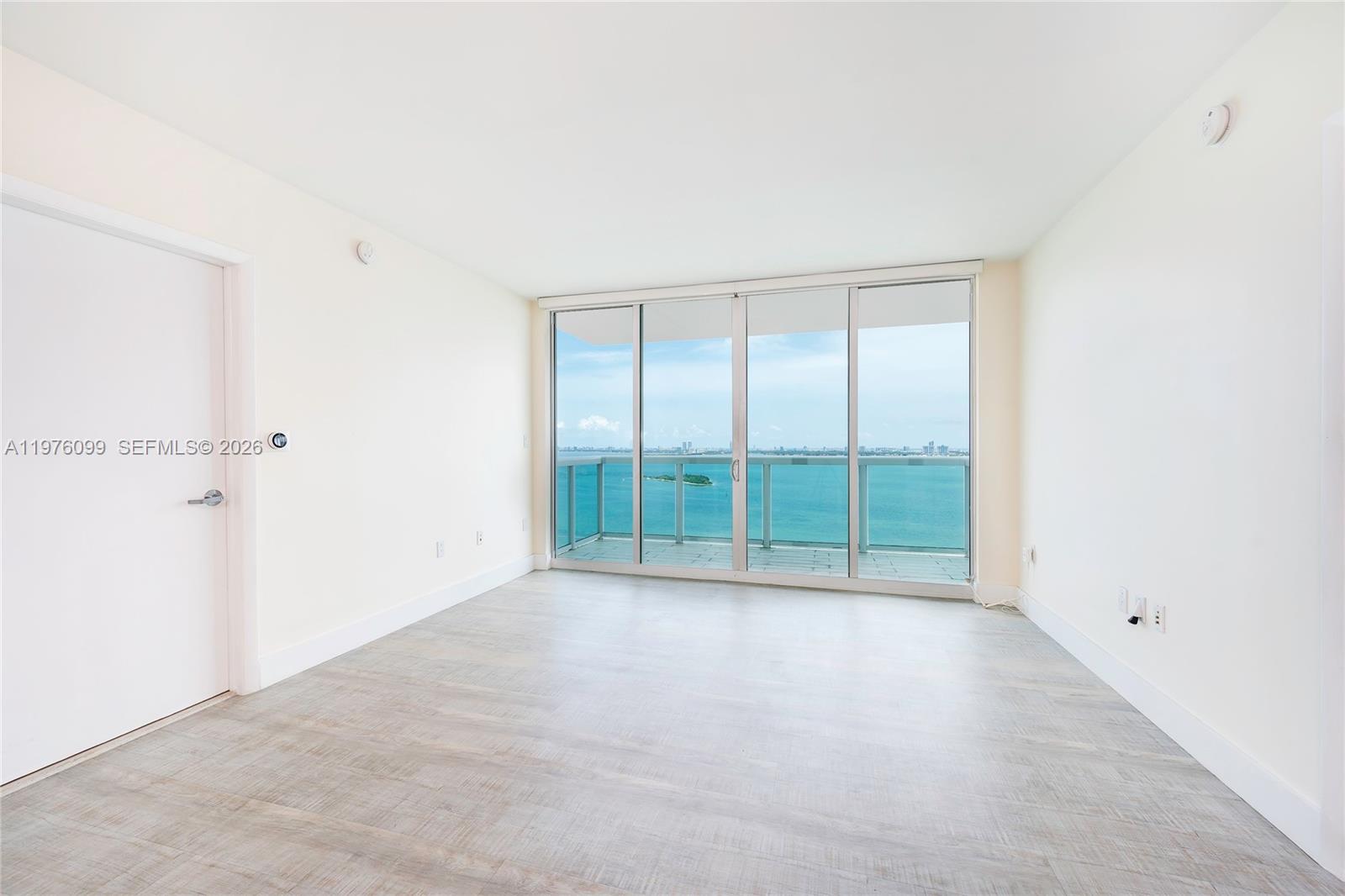 1800 N Bayshore Drive 2503 Property Photo 4