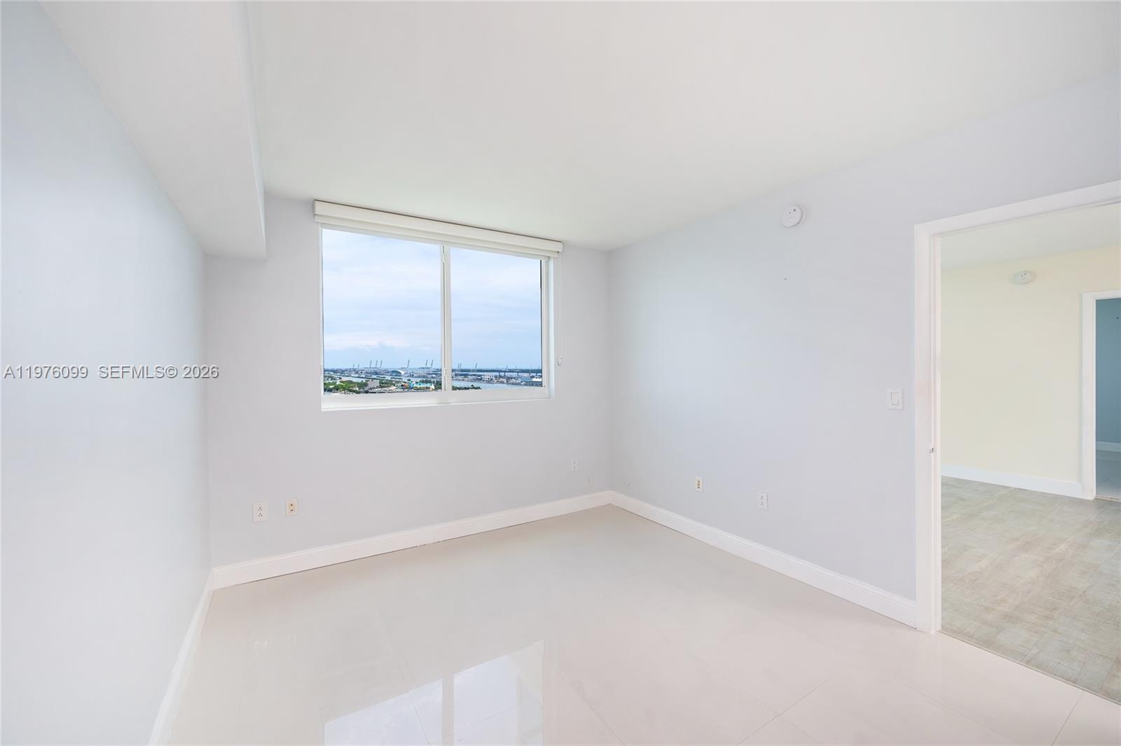 1800 N Bayshore Drive 2503 Property Photo 23