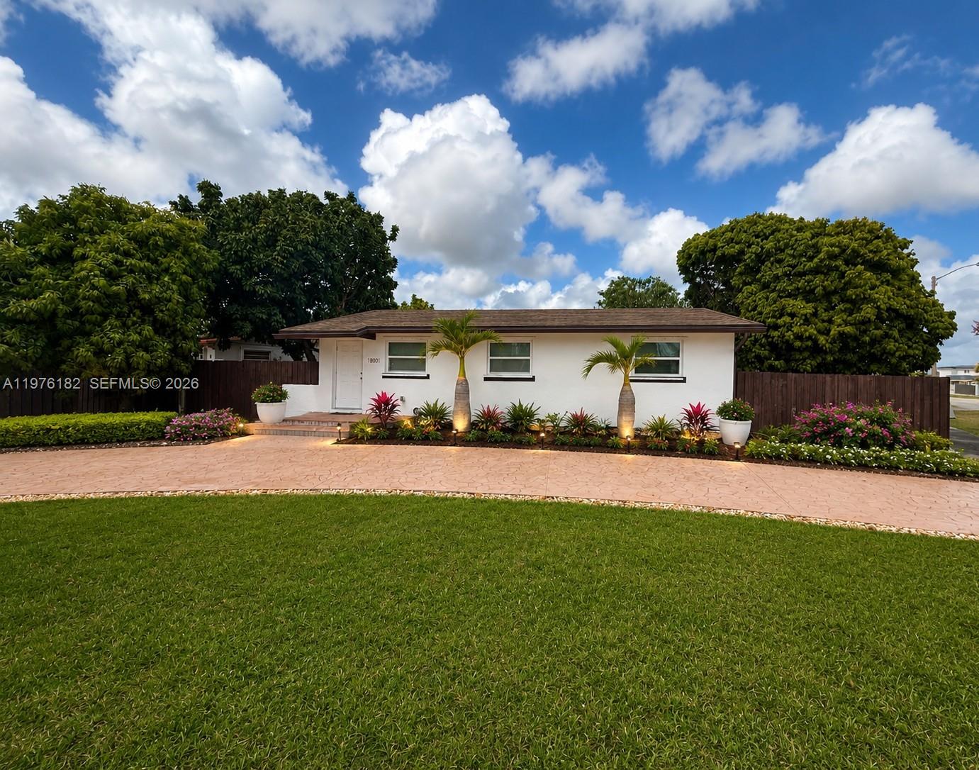 11801 Sw 180th Street Property Photo 1