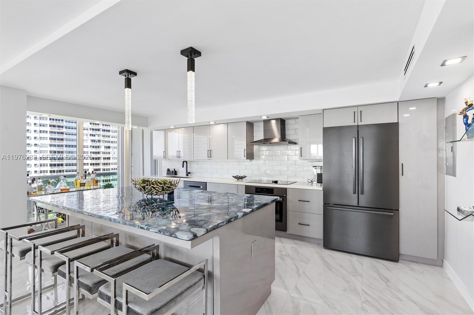 2100 S Ocean Lane 502 Property Photo 10