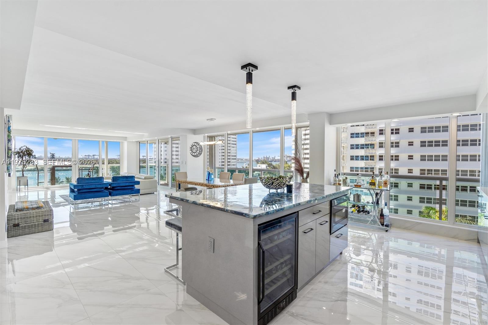 2100 S Ocean Lane 502 Property Photo 14