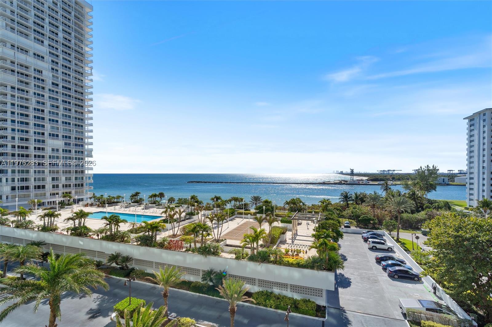 2100 S Ocean Lane 502 Property Photo 17