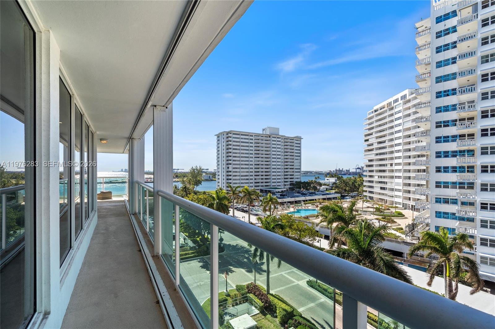 2100 S Ocean Lane 502 Property Photo 18