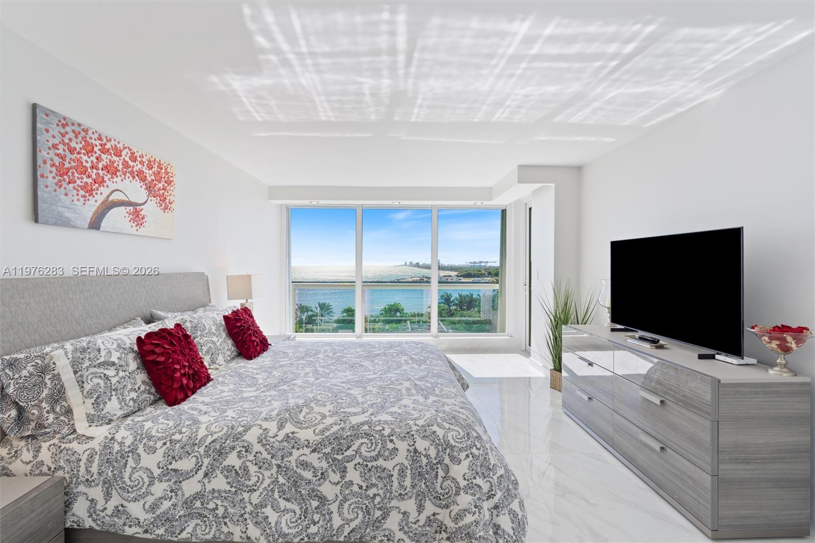 2100 S Ocean Lane 502 Property Photo 25