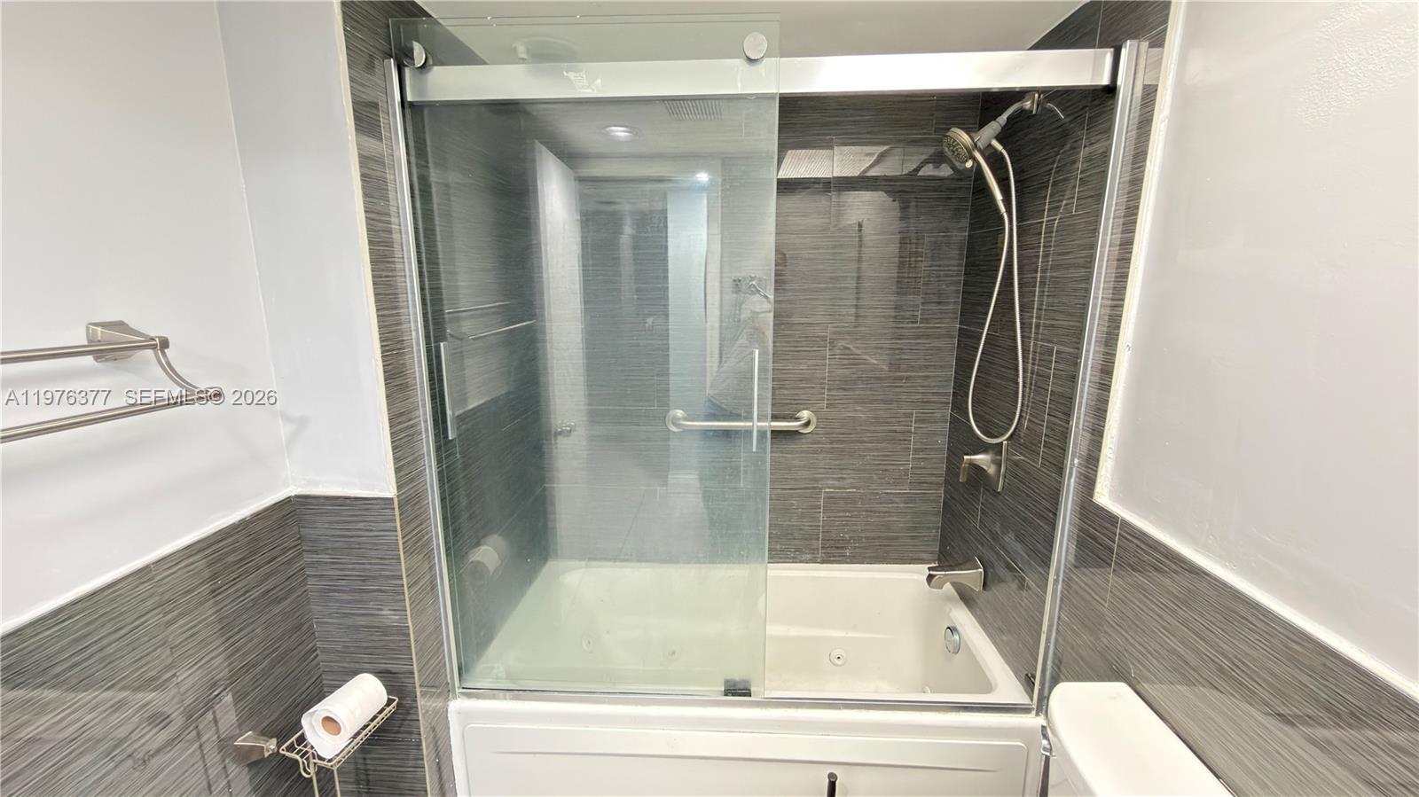 12500 Sw 5th Court 307m Property Photo 16