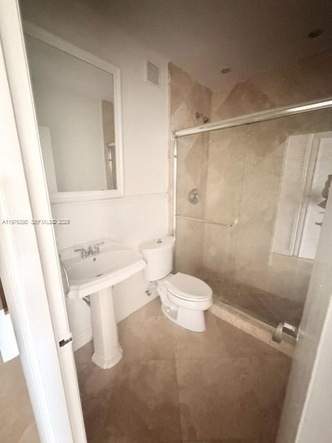2451 Brickell Avenue 18f Property Photo 13