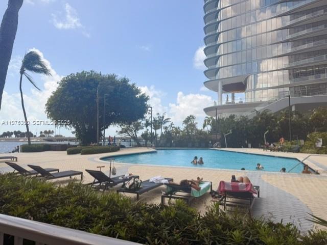 2451 Brickell Avenue 18f Property Photo 17