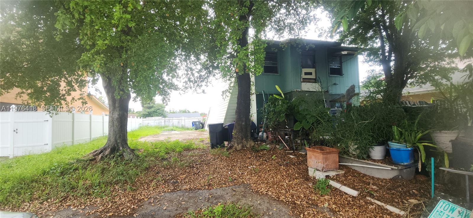 A11976418 Property Photo 1