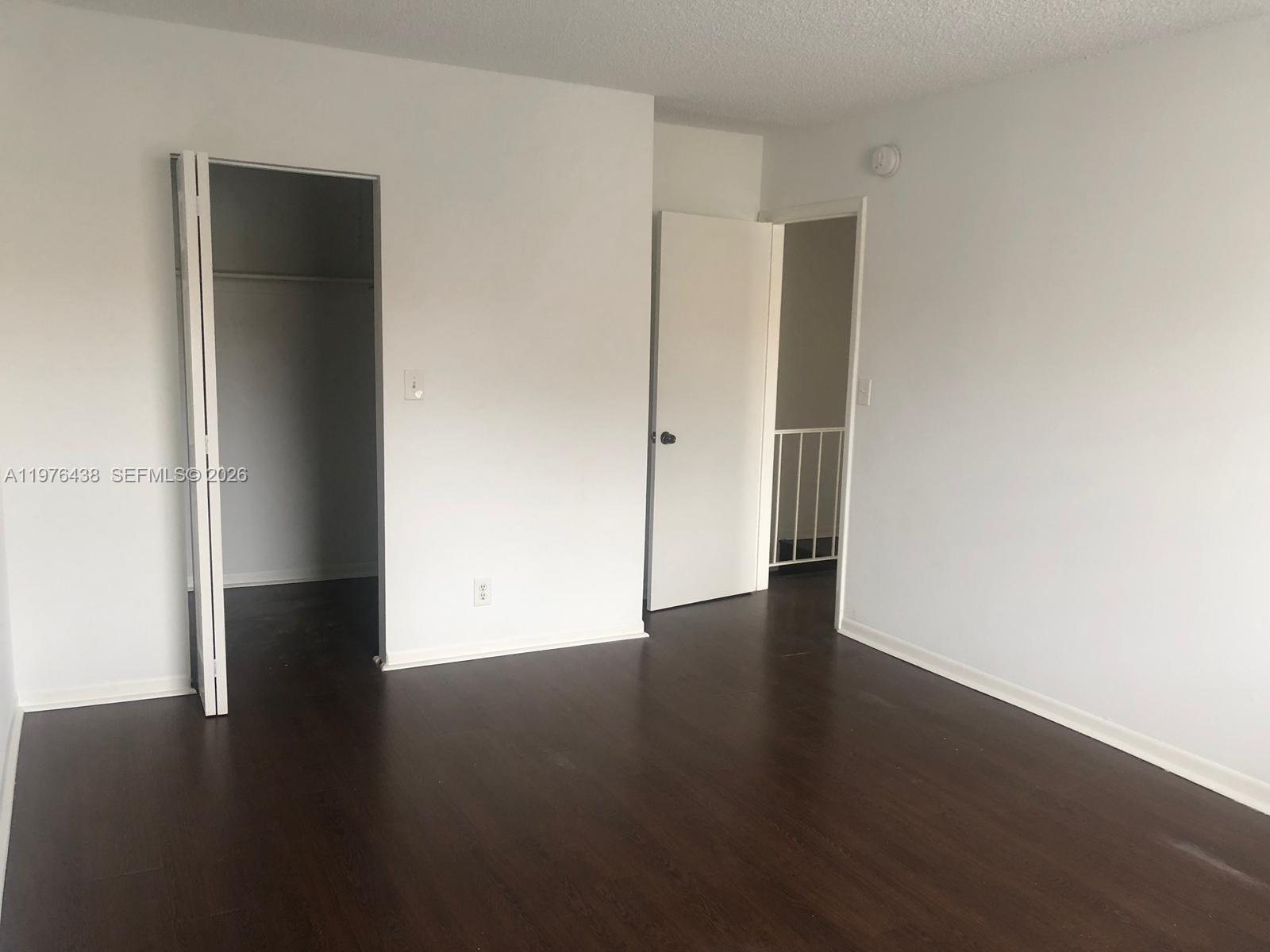 6603 Winfield Boulevard Property Photo 5
