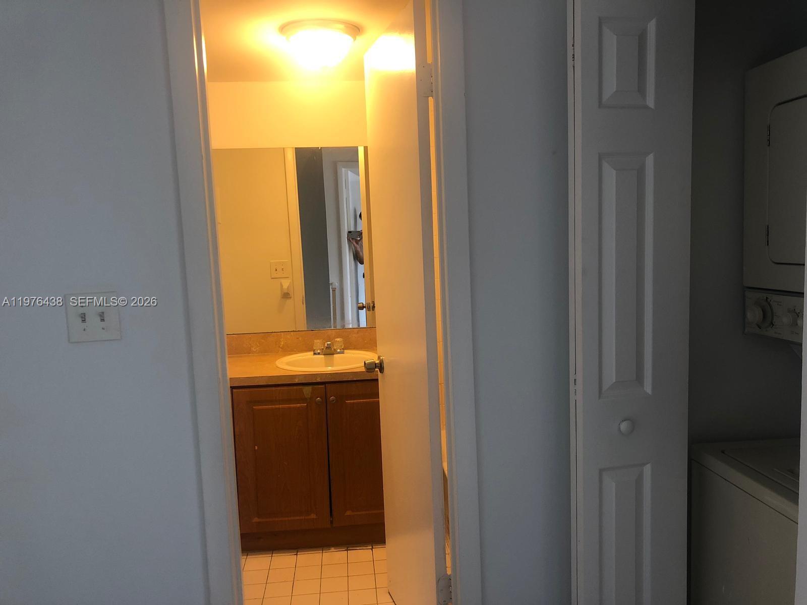 6603 Winfield Boulevard Property Photo 10