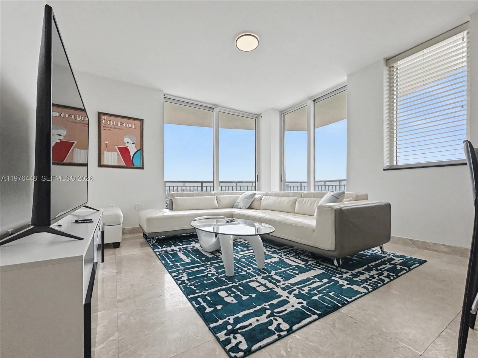 1755 E Hallandale Beach Boulevard 2207e Property Photo 8