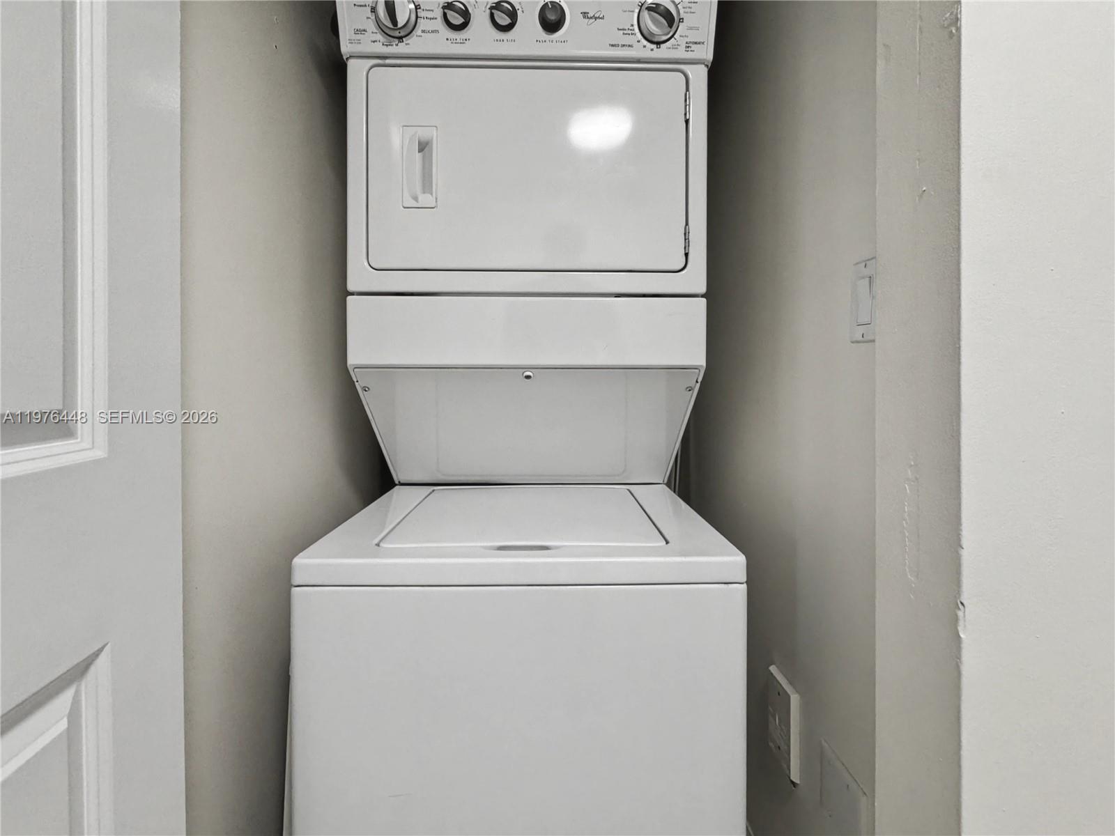 1755 E Hallandale Beach Boulevard 2207e Property Photo 28