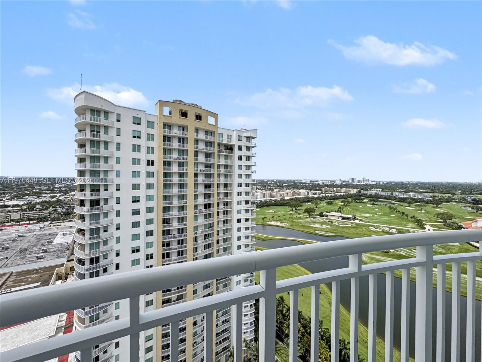1755 E Hallandale Beach Boulevard 2207e Property Photo 31