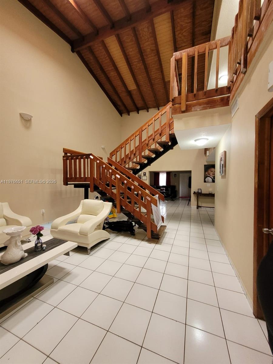 10932 Sw 25th Street Property Photo 3