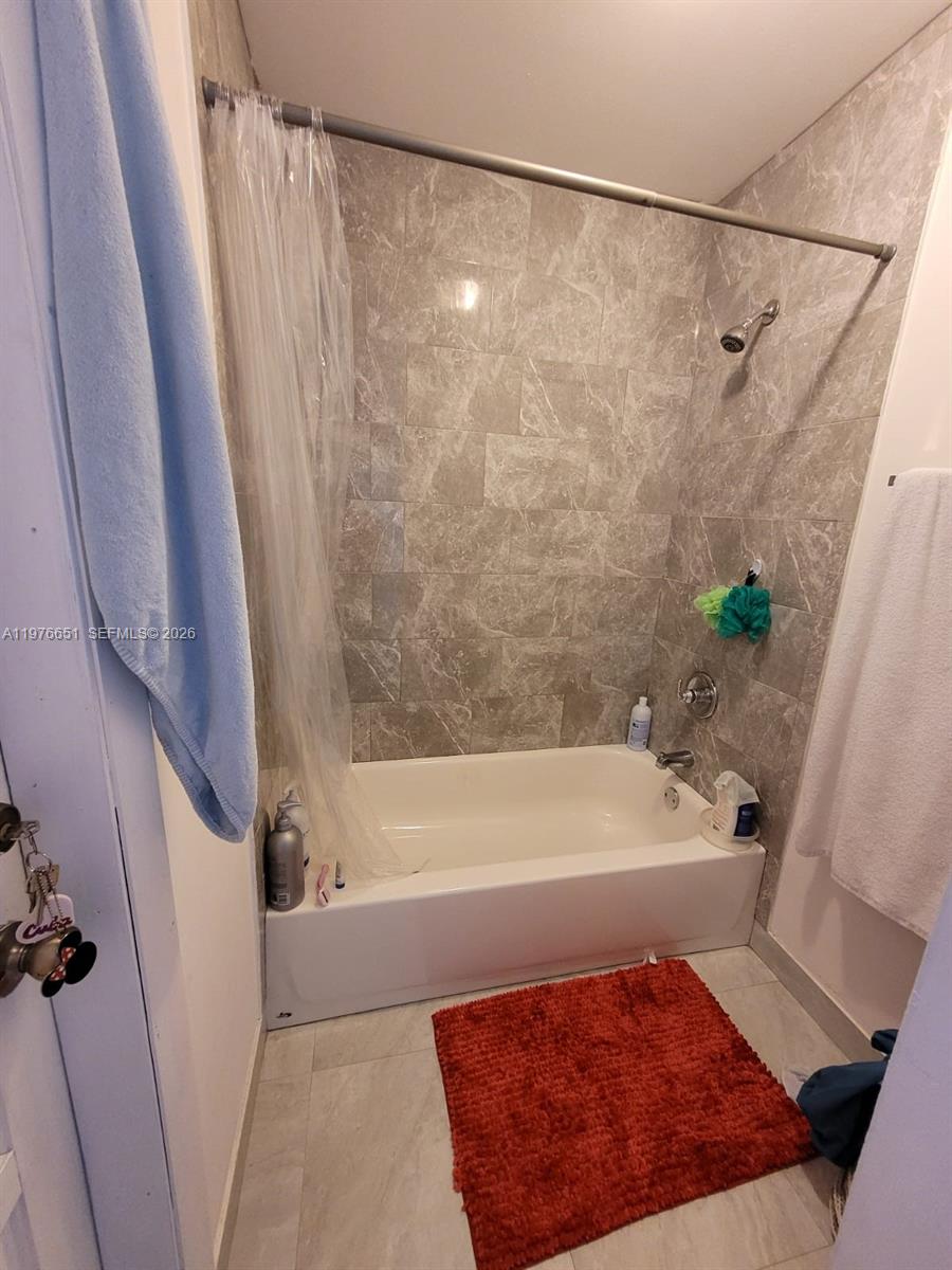 10932 Sw 25th Street Property Photo 14